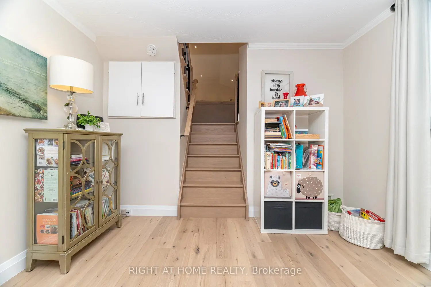 Additional image 10 of 5188 Cherryhill Crescent