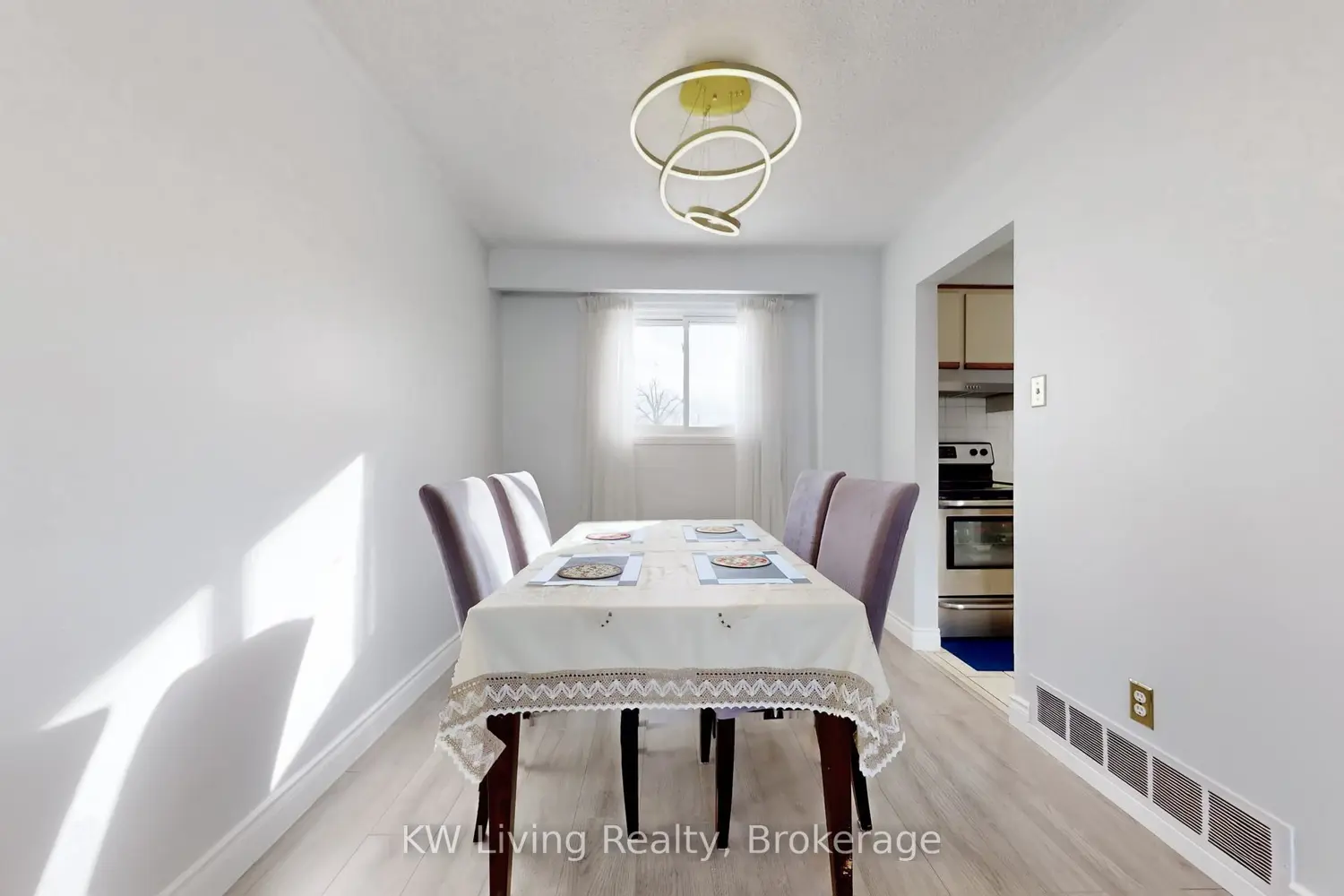 Additional image 12 of 944 Blairholm Avenue