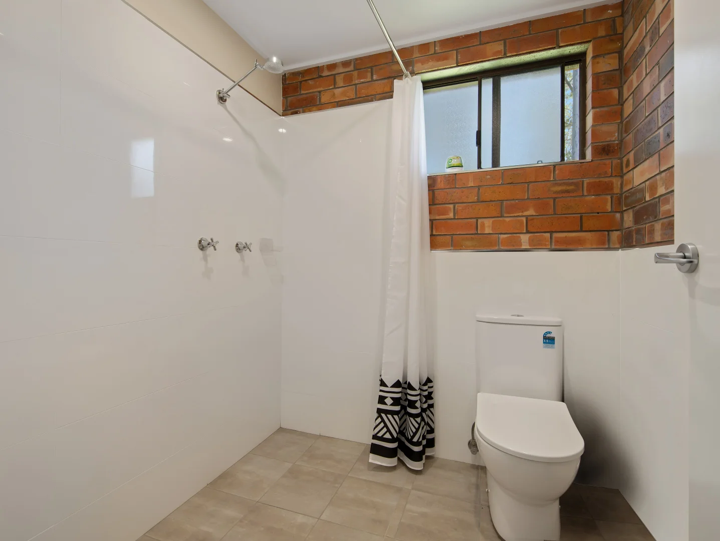 Additional image 33 of 75 Forest Parade, Tomakin NSW 2537