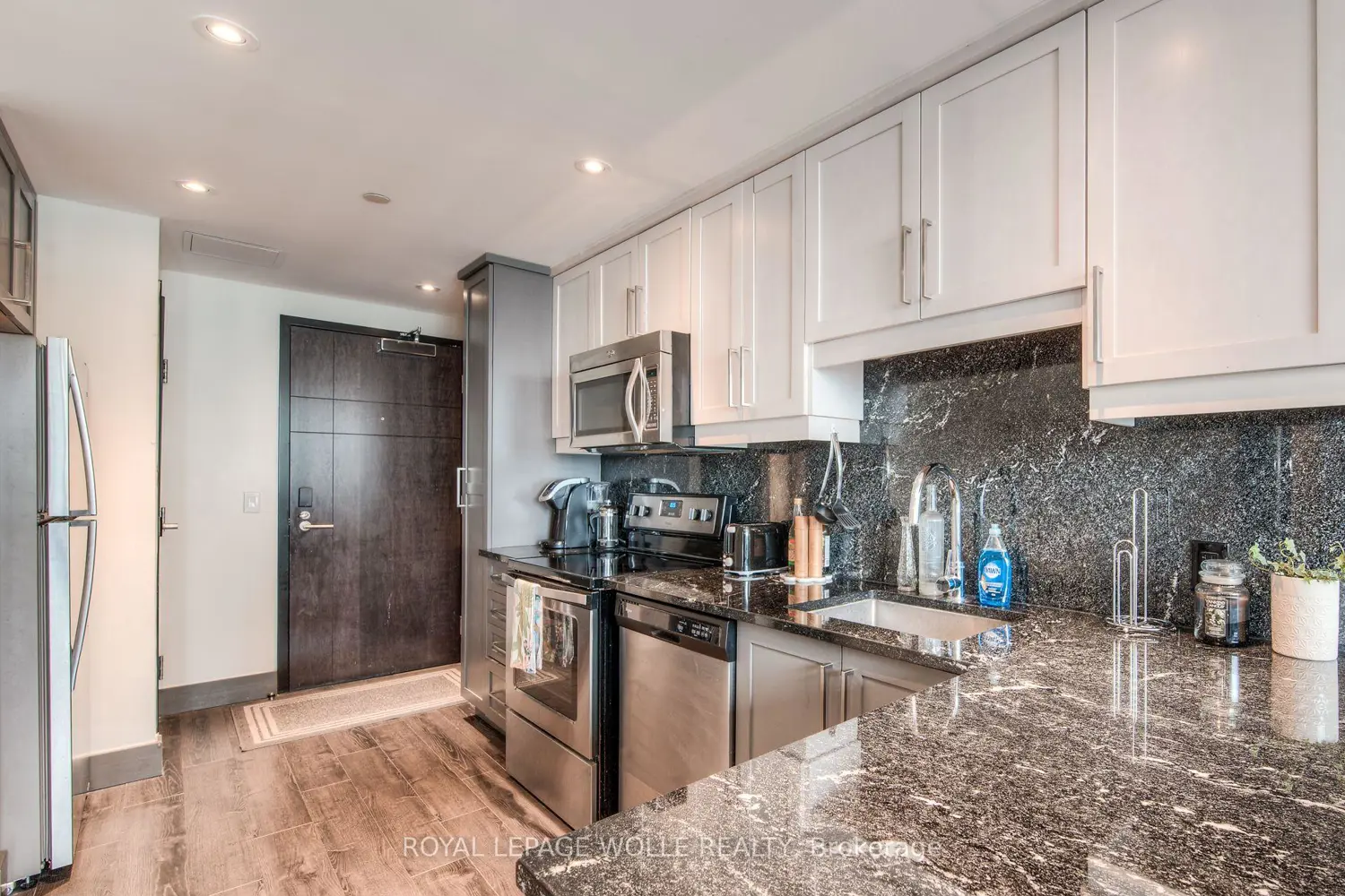 Additional image 2 of 330 Phillip Street S2007