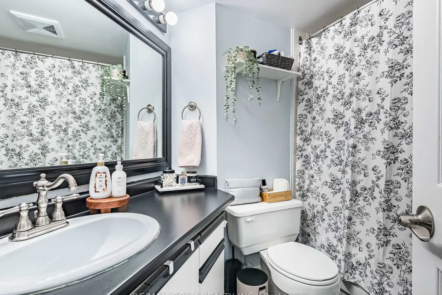 Additional image 11 of 1485 Lakeshore Road 416