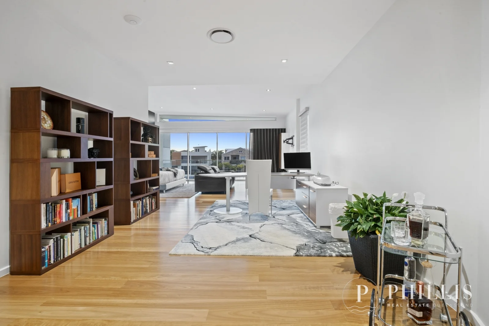 Additional image 23 of 26-28 Royal Albert Crescent, Sovereign Islands QLD 4216