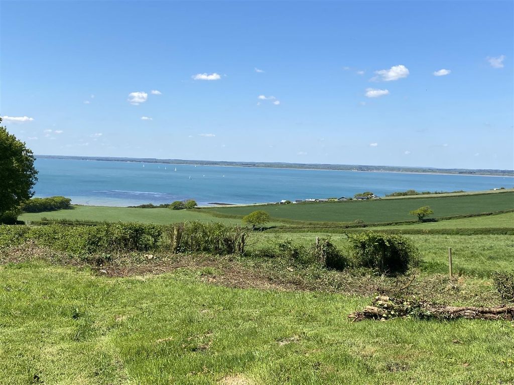 Land for saleGurnard, Isle Of Wight PO31