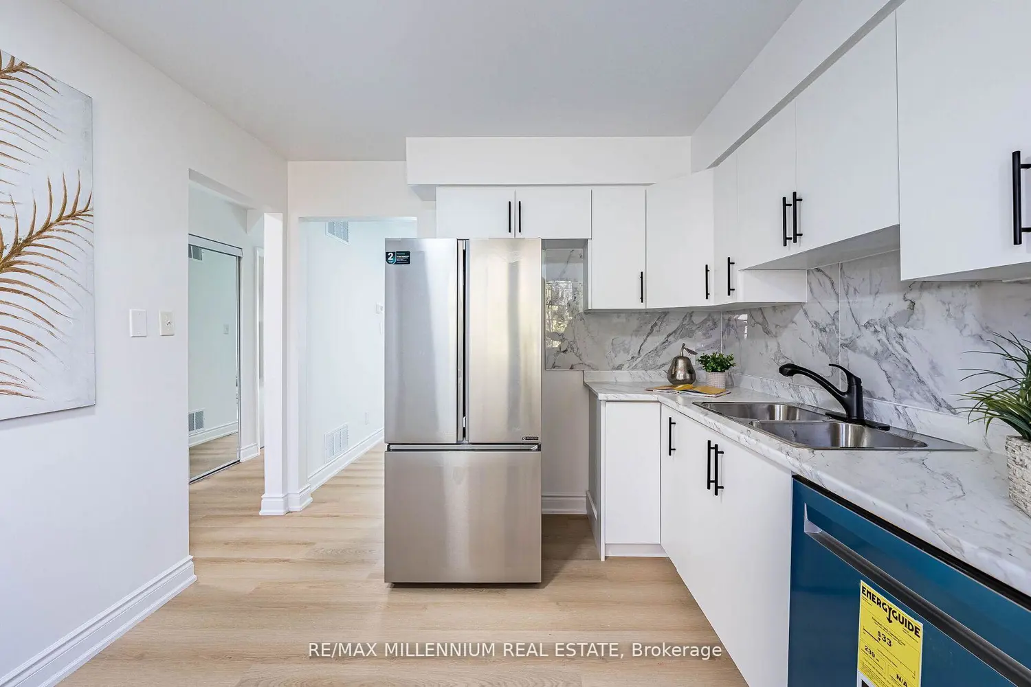 985 Central Park Boulevard photo 3