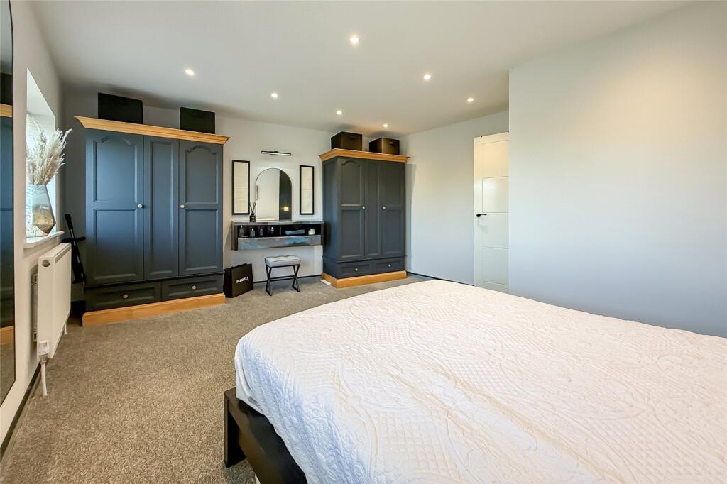 Additional image 19 of Cell Barnes Lane, St. Albans, Hertfordshire, AL1