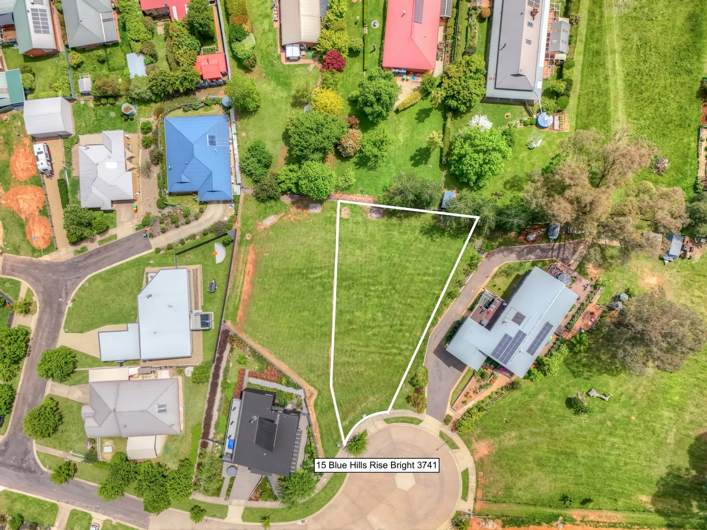 Additional image 2 of 15 Blue Hills Rise, Bright VIC 3741