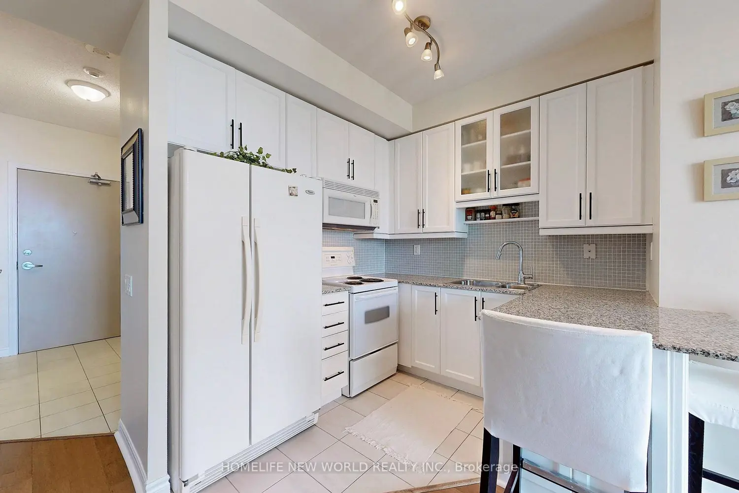 Additional image 6 of 60 Byng Avenue 2512
