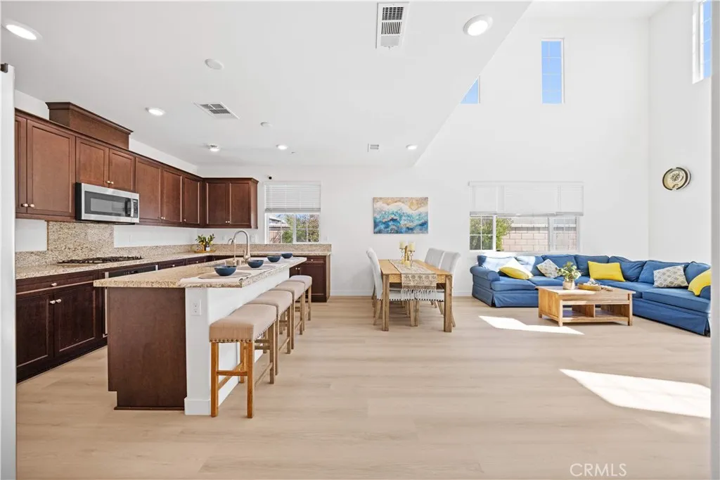 Additional image 11 of 7047 Montecito Ln, Eastvale, CA 92880