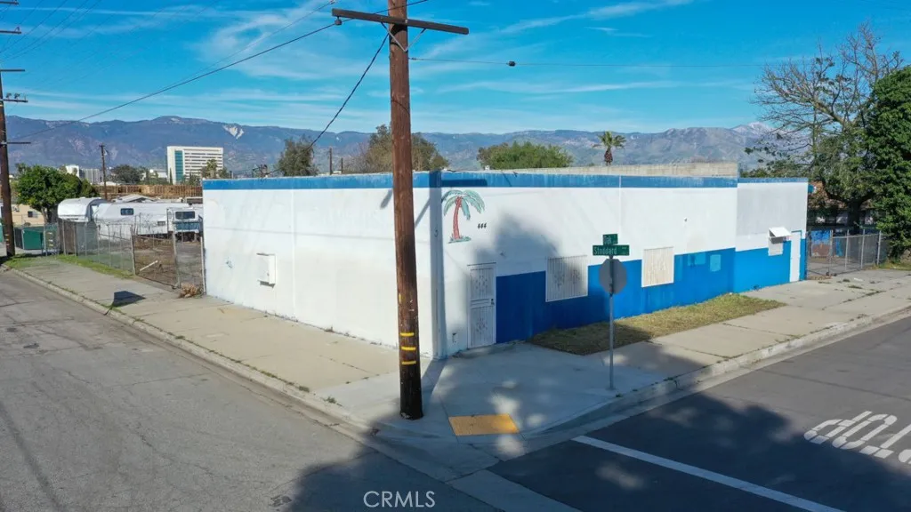 Additional image 2 of 444 Oak Street, San Bernardino, CA 92401