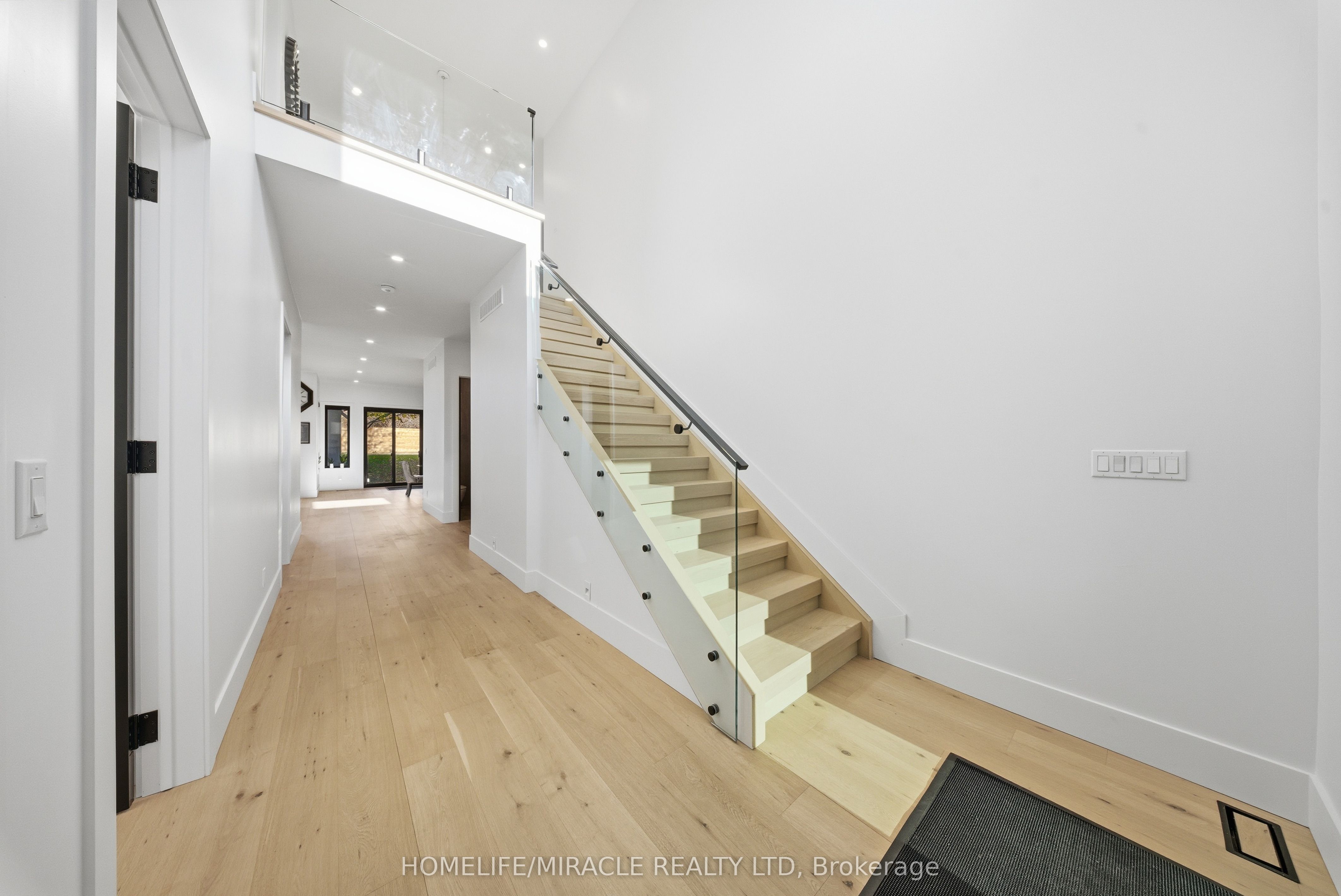 Additional image 2 of 1653 Glenburnie Road, Mississauga, ON, L5G 3E4