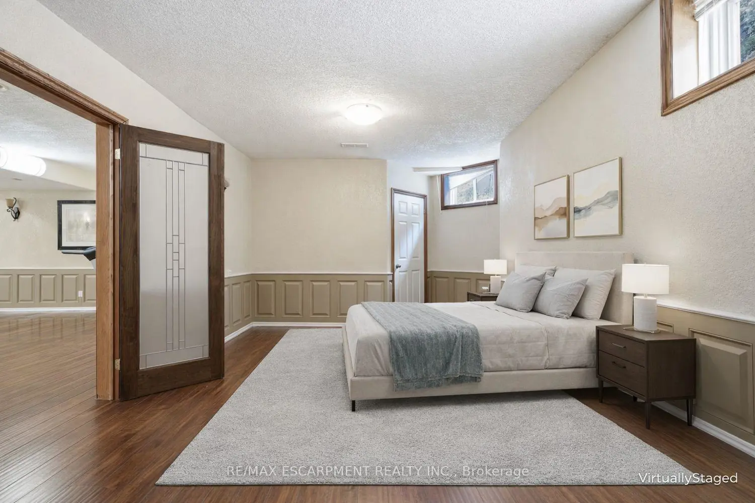 Additional image 15 of 4 Lakeside Drive