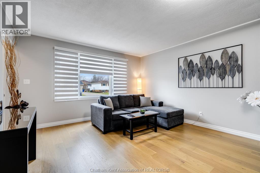 Additional image 3 of 63 Peirone Crescent, Chatham, ON, N7L4B7