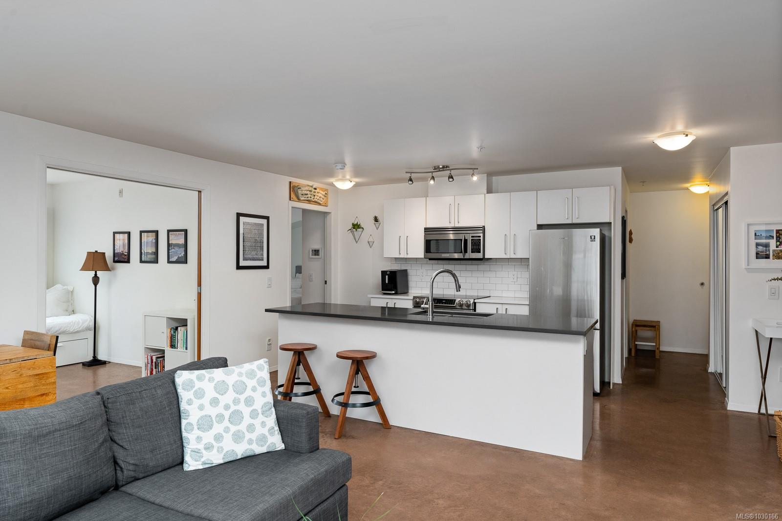 Additional image 2 of 205-932 Johnson Street, Victoria, BC, V8V 3N4