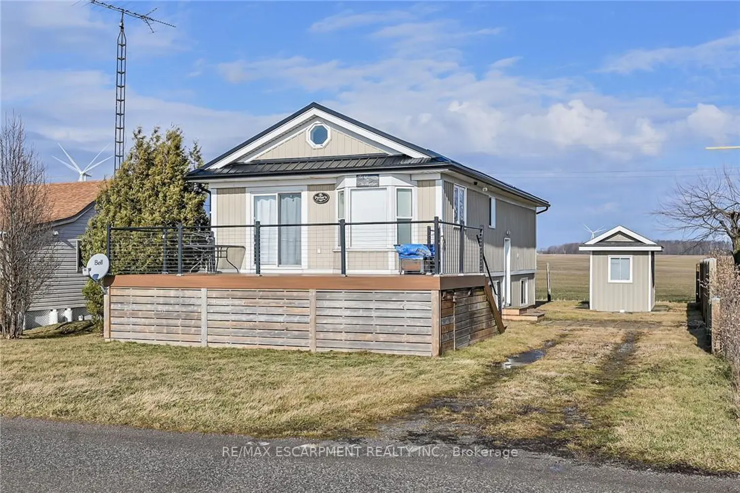 Additional image 2 of 751 Lakeshore Road