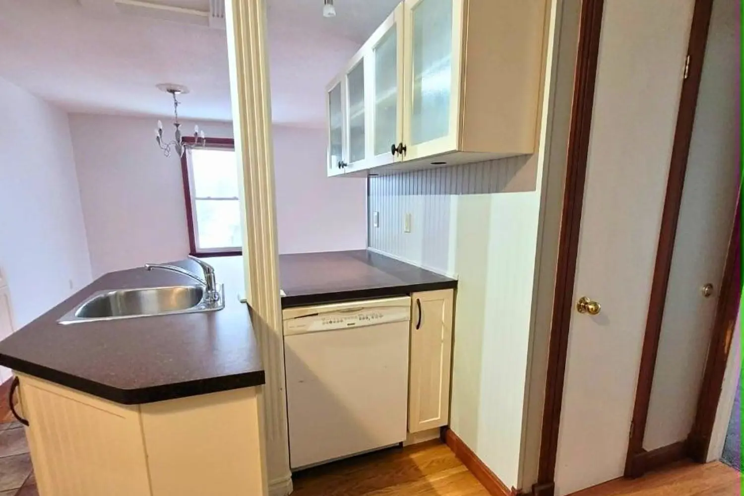 Additional image 6 of 540 Talbot Place 403