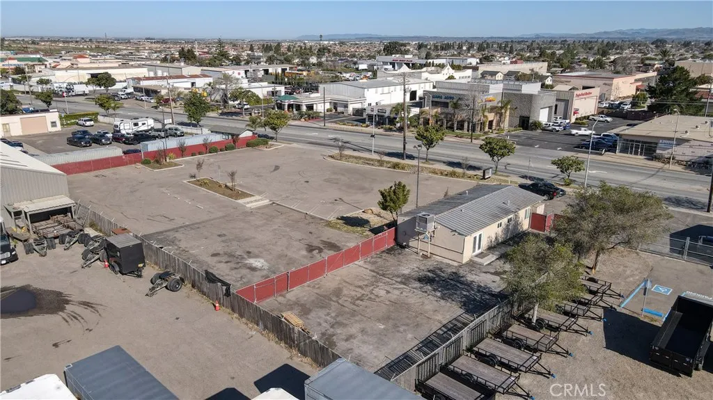 202 W Betteravia Road, Santa Maria, CA 93455