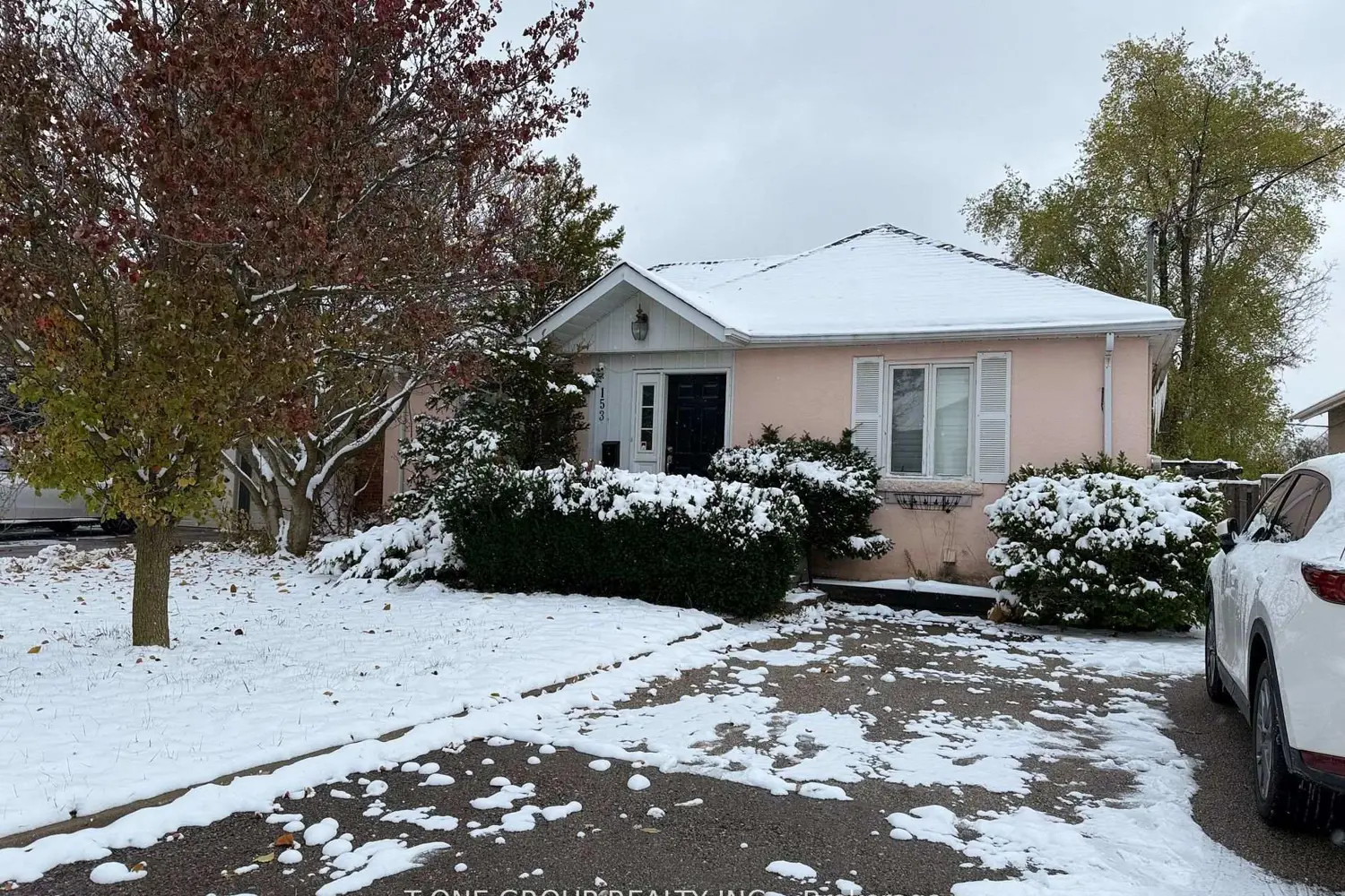 153 Connaught Avenue