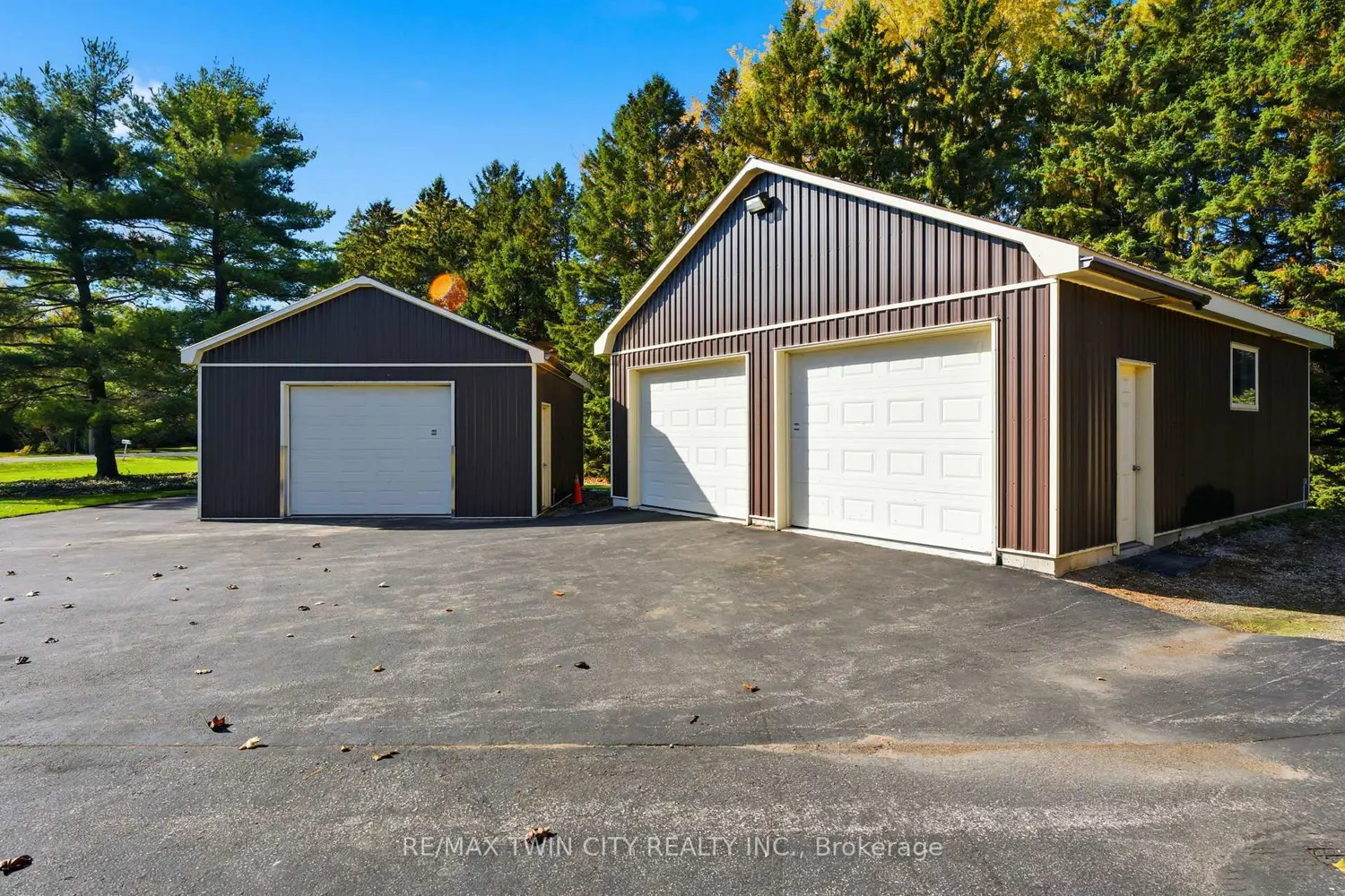 Additional image 12 of 24 River Road