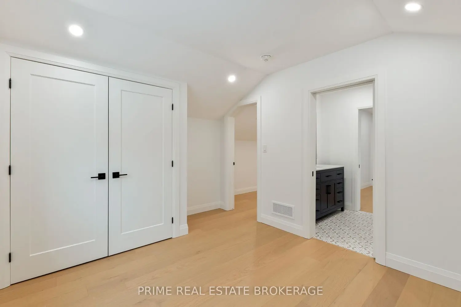 Additional image 12 of 247 Victoria Street