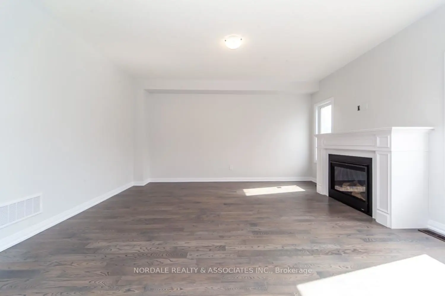 Additional image 10 of 1429 Stovell Crescent