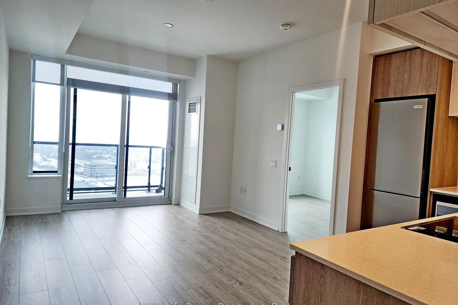 Additional image 12 of 2495 Eglinton Avenue 1902