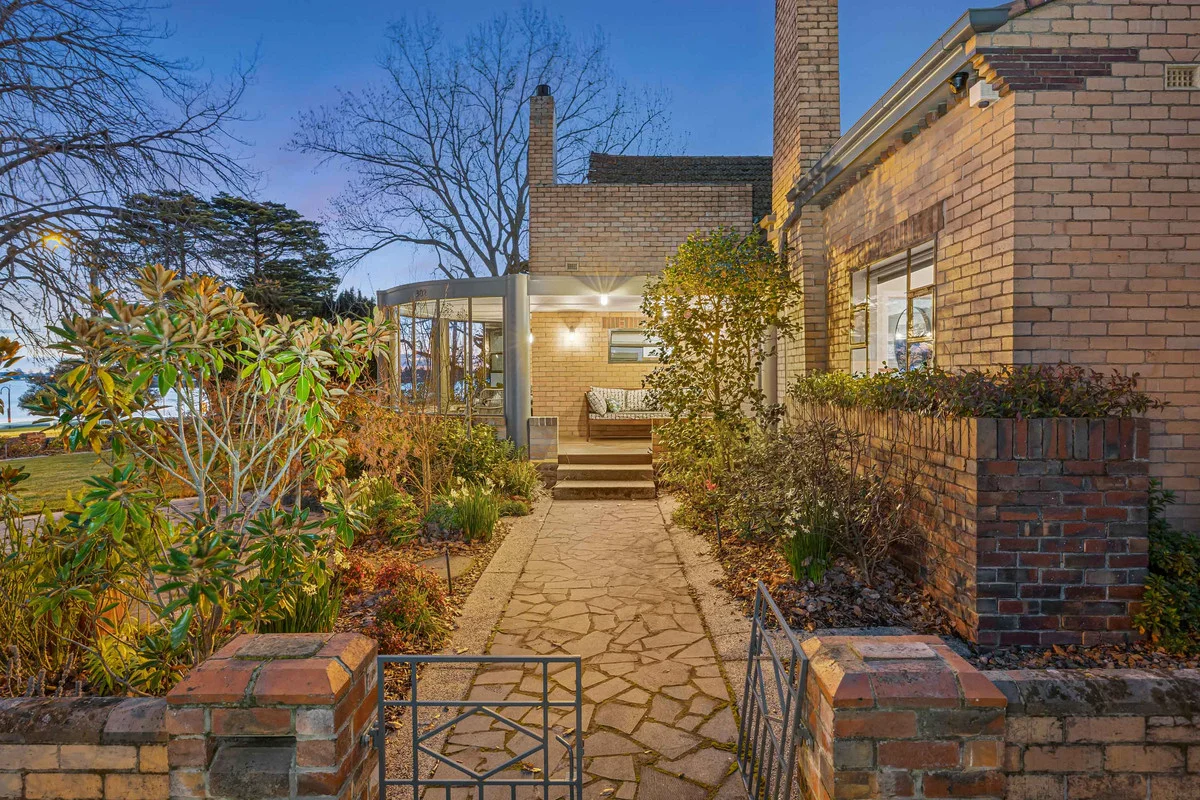 Additional image 3 of 302 Wendouree Parade, Lake Wendouree VIC 3350