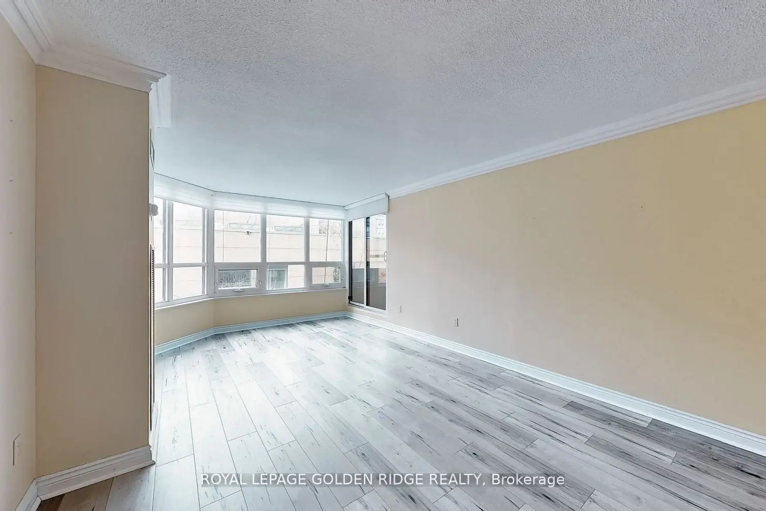 Additional image 6 of 65 Spring Garden Avenue 304