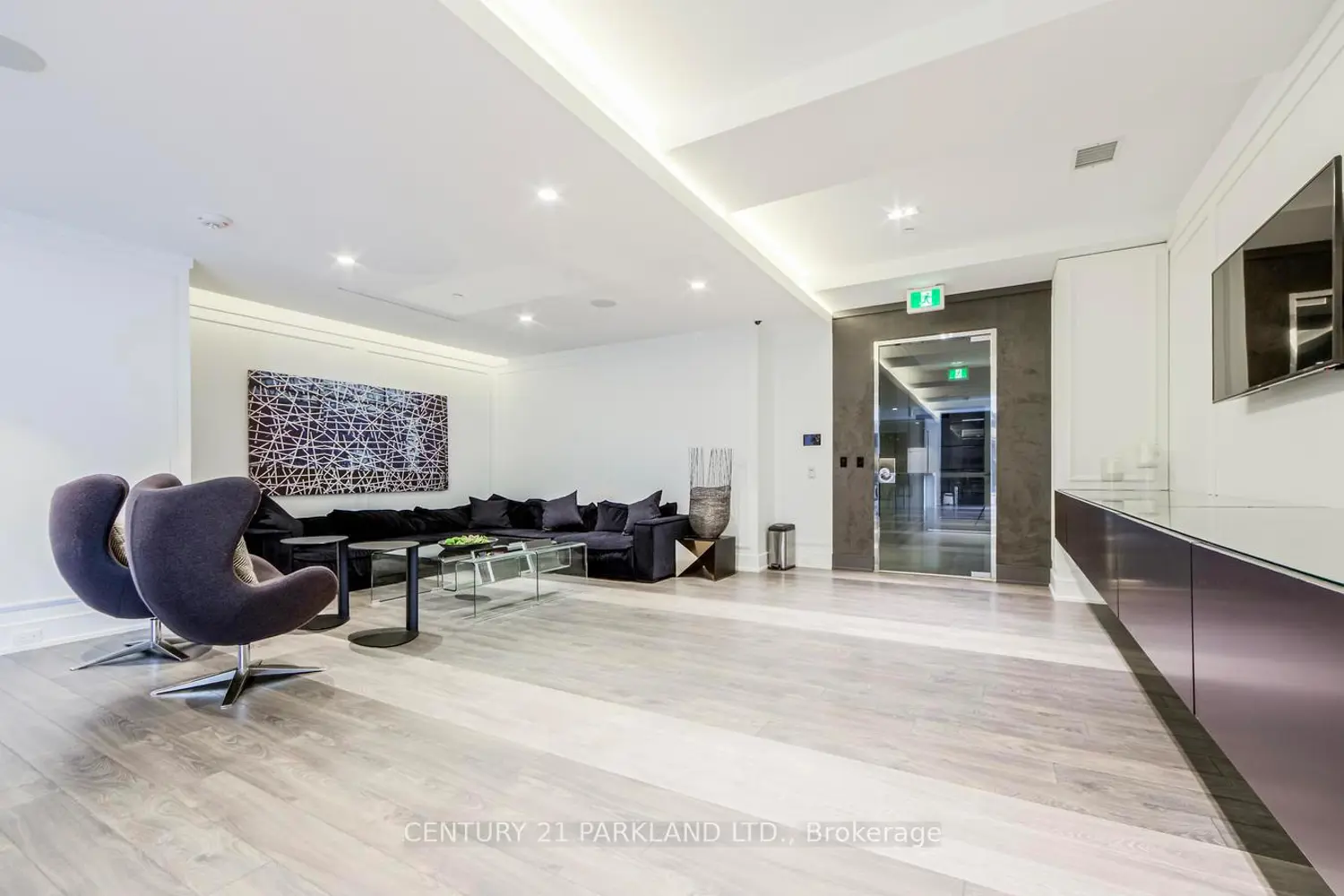 Additional image 4 of 6 Parkwood Avenue 312