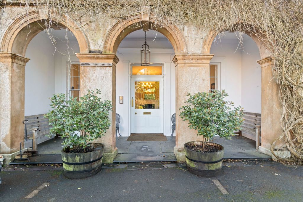 3 bed flat for saleUnderdown, Gloucester Road, Ledbury, Herefordshire HR8 photo 5