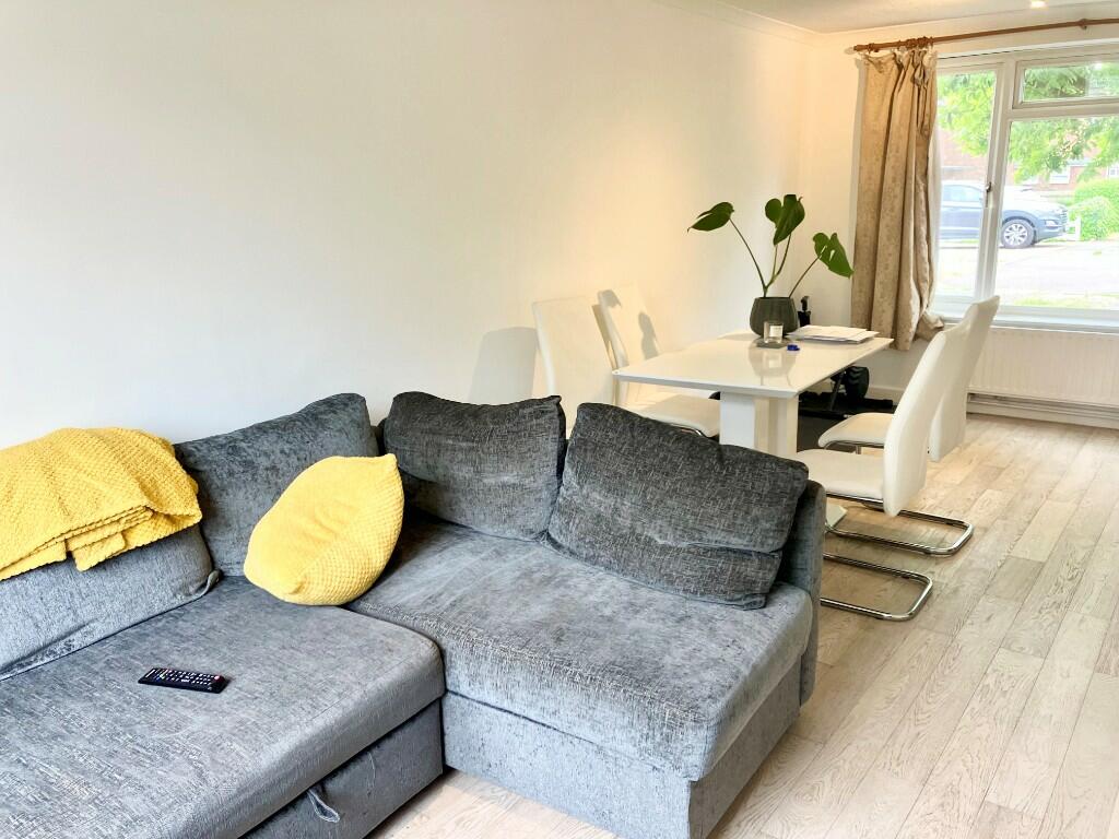 Additional image 3 of Benbow Close, St. Albans, Hertfordshire, AL1 5SA