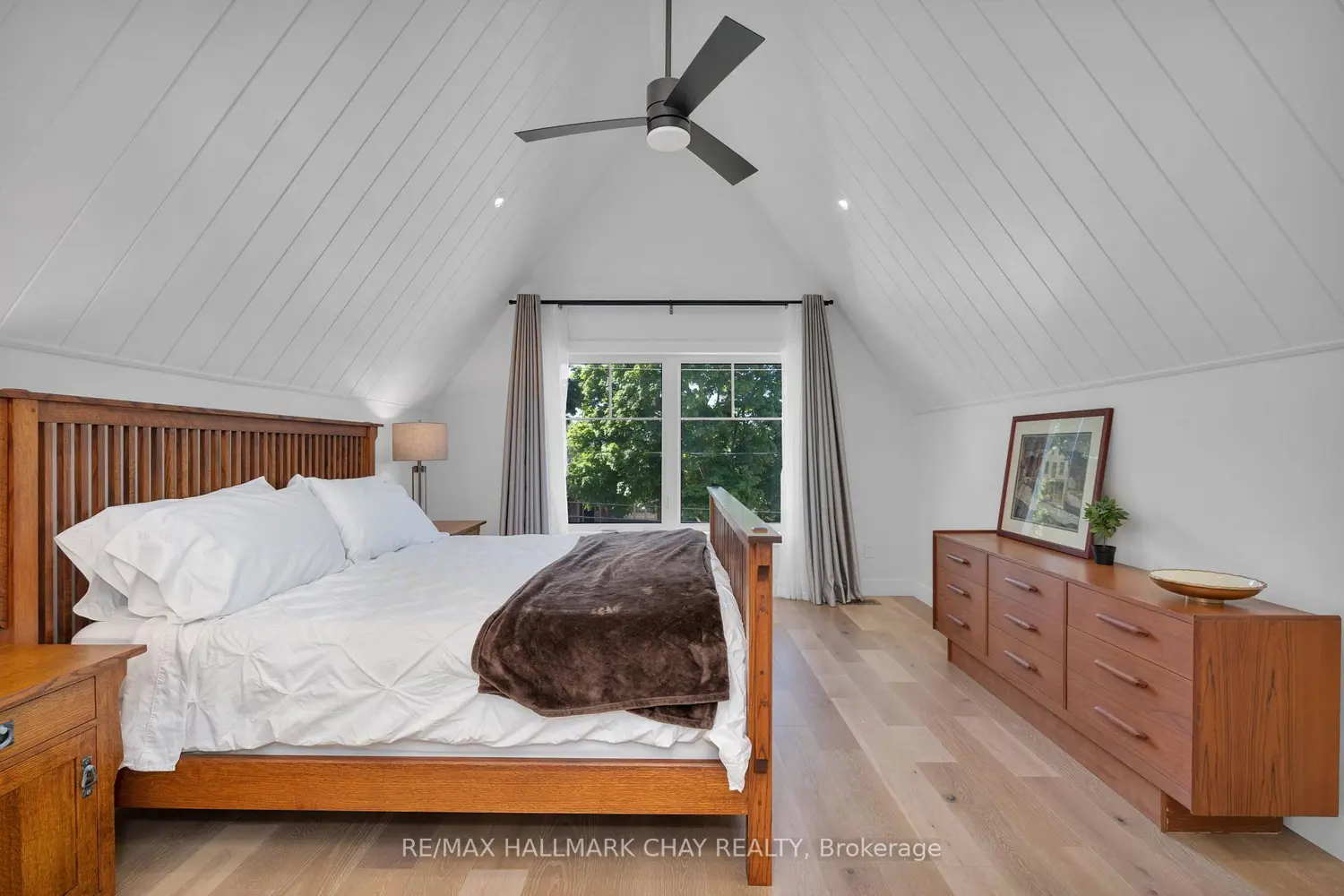 Additional image 9 of 98 Shanty Bay Road