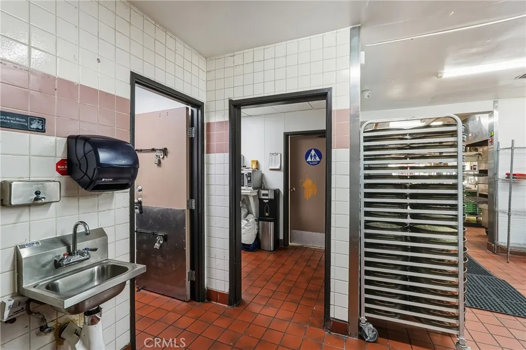 Additional image 48 of 1531 E Florida Avenue, Hemet, CA 92544