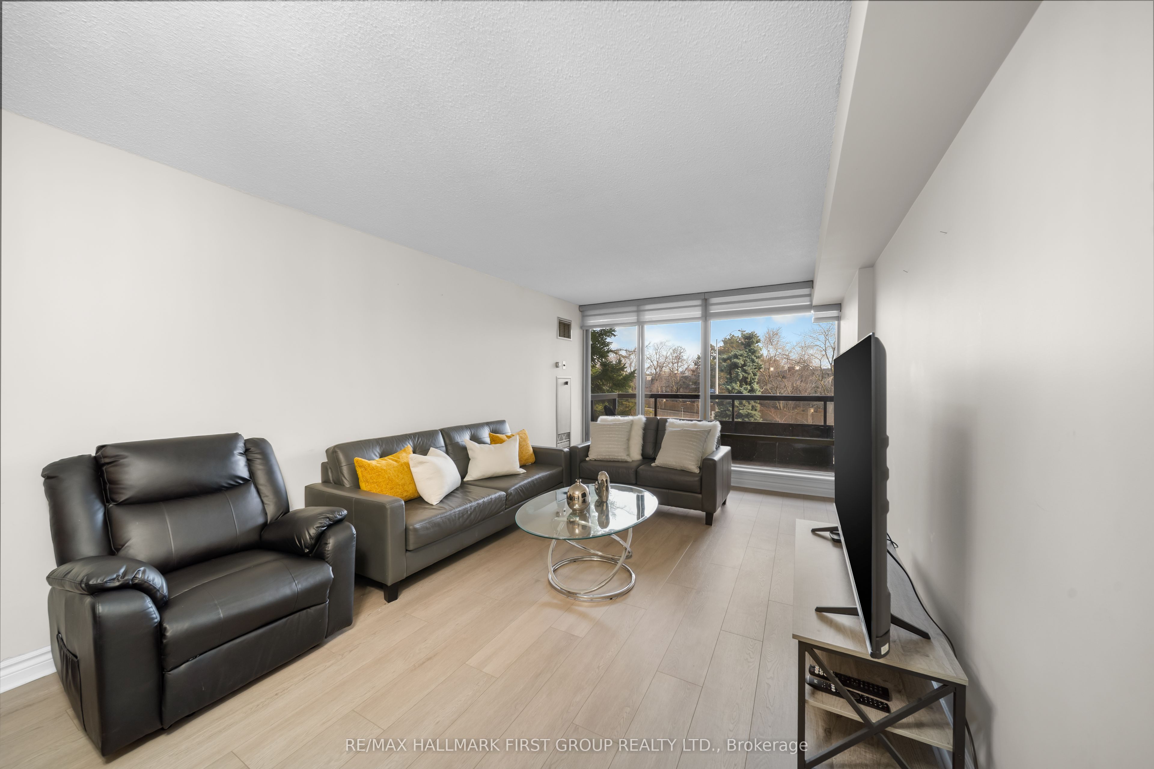 Additional image 3 of 303-1200 Don Mills Road, Toronto, ON, M3B 3N8