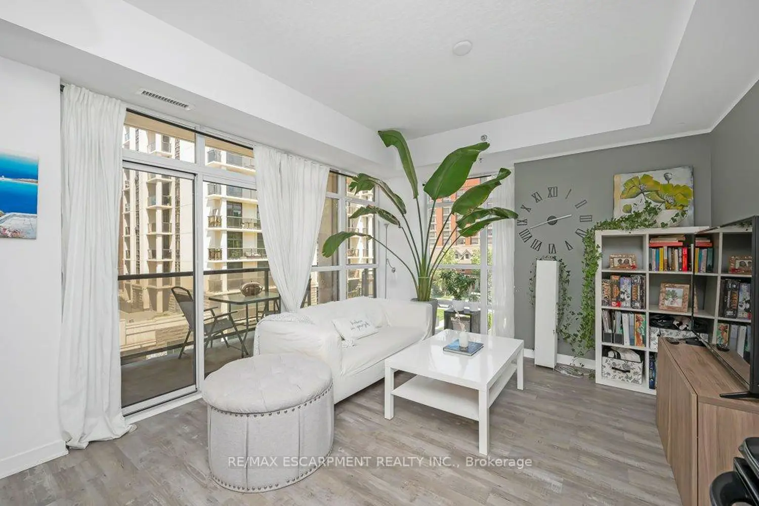 Additional image 7 of 90 Charlton Avenue 302