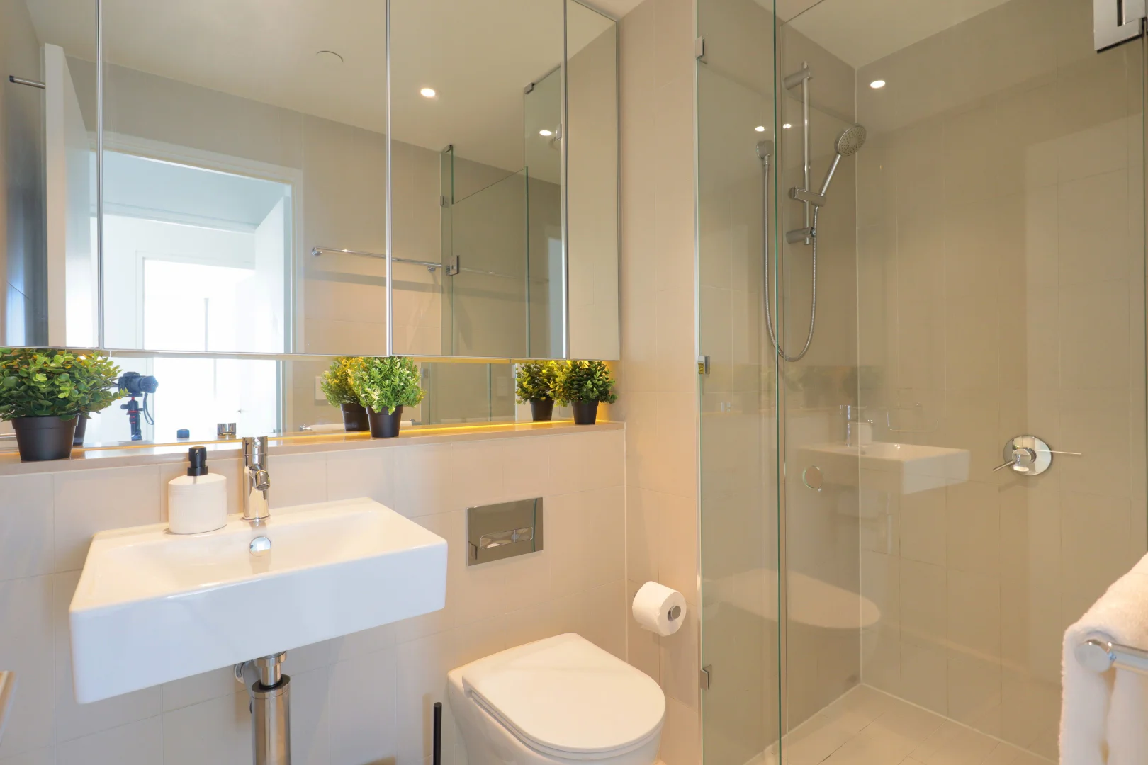 Additional image 4 of 1810N/889-897 Collins Street, Docklands VIC 3008