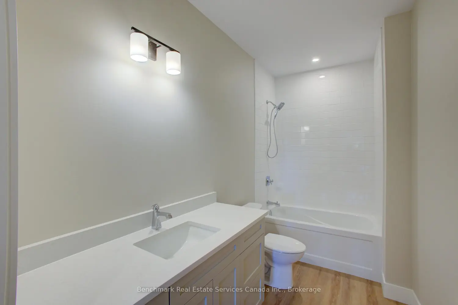 Additional image 8 of 1182 Queen Street 52