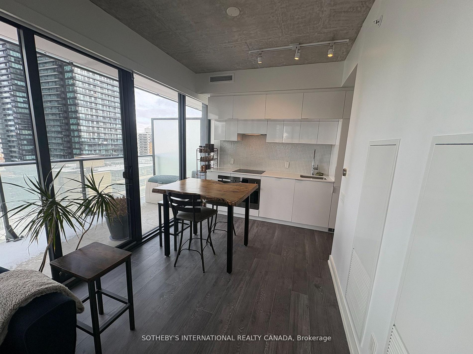Additional image 5 of 1203-185 Roehampton Avenue, Toronto, ON, M4P 1R4