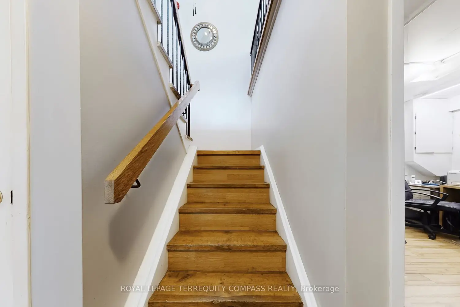 Additional image 11 of 530 Falgarwood Drive 8