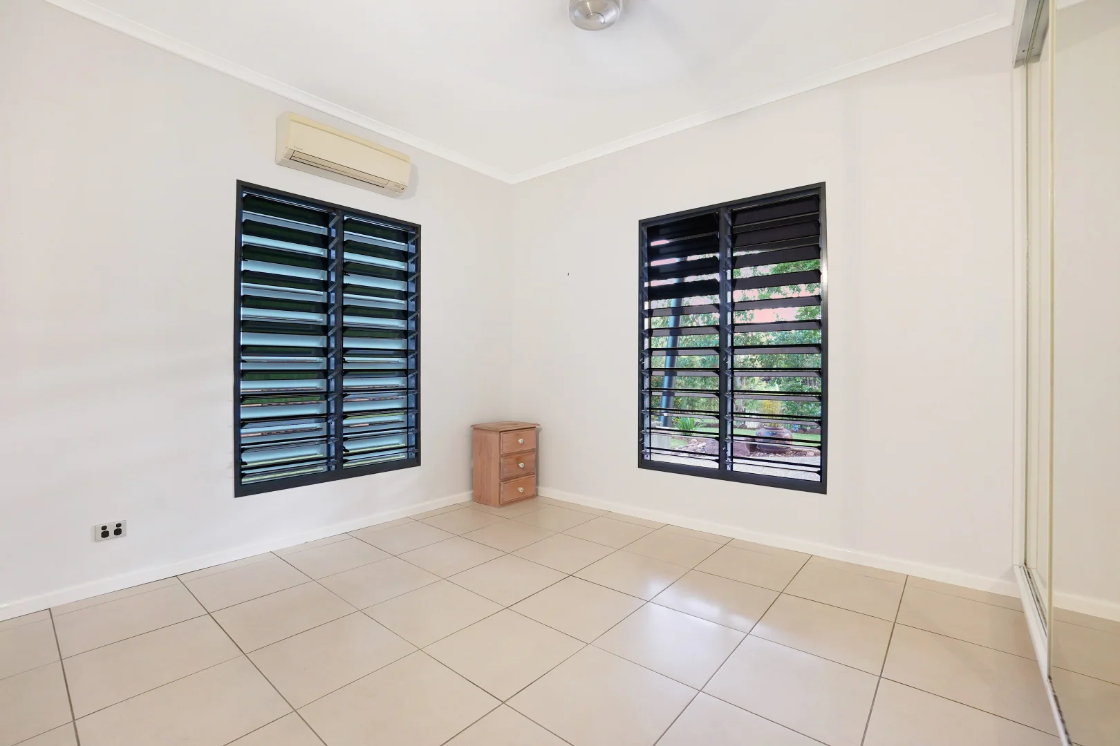 Additional image 22 of 39 Transit Circuit, Woodroffe NT 0830