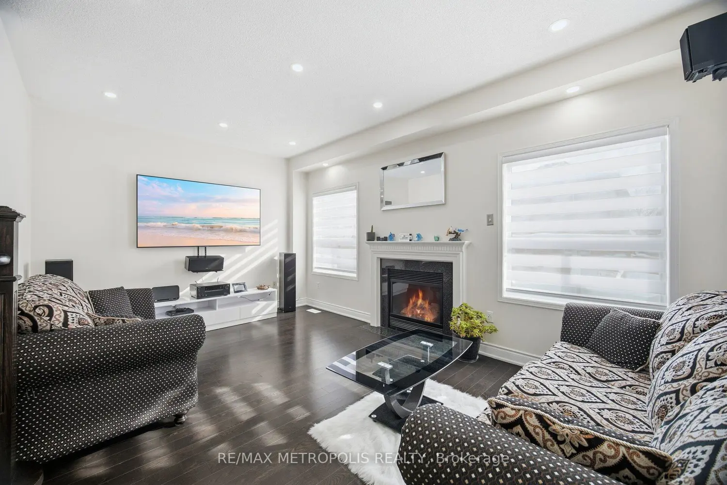 Additional image 3 of 43 El Camino Way