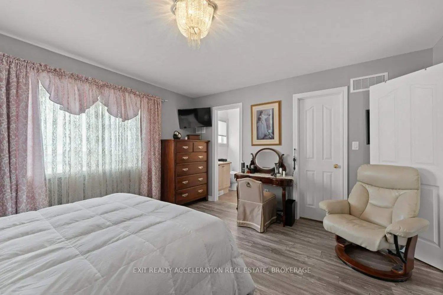 Additional image 11 of 50 Beverly Street