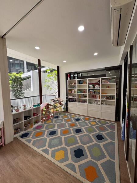 Additional image 9 of 20 Handy Road