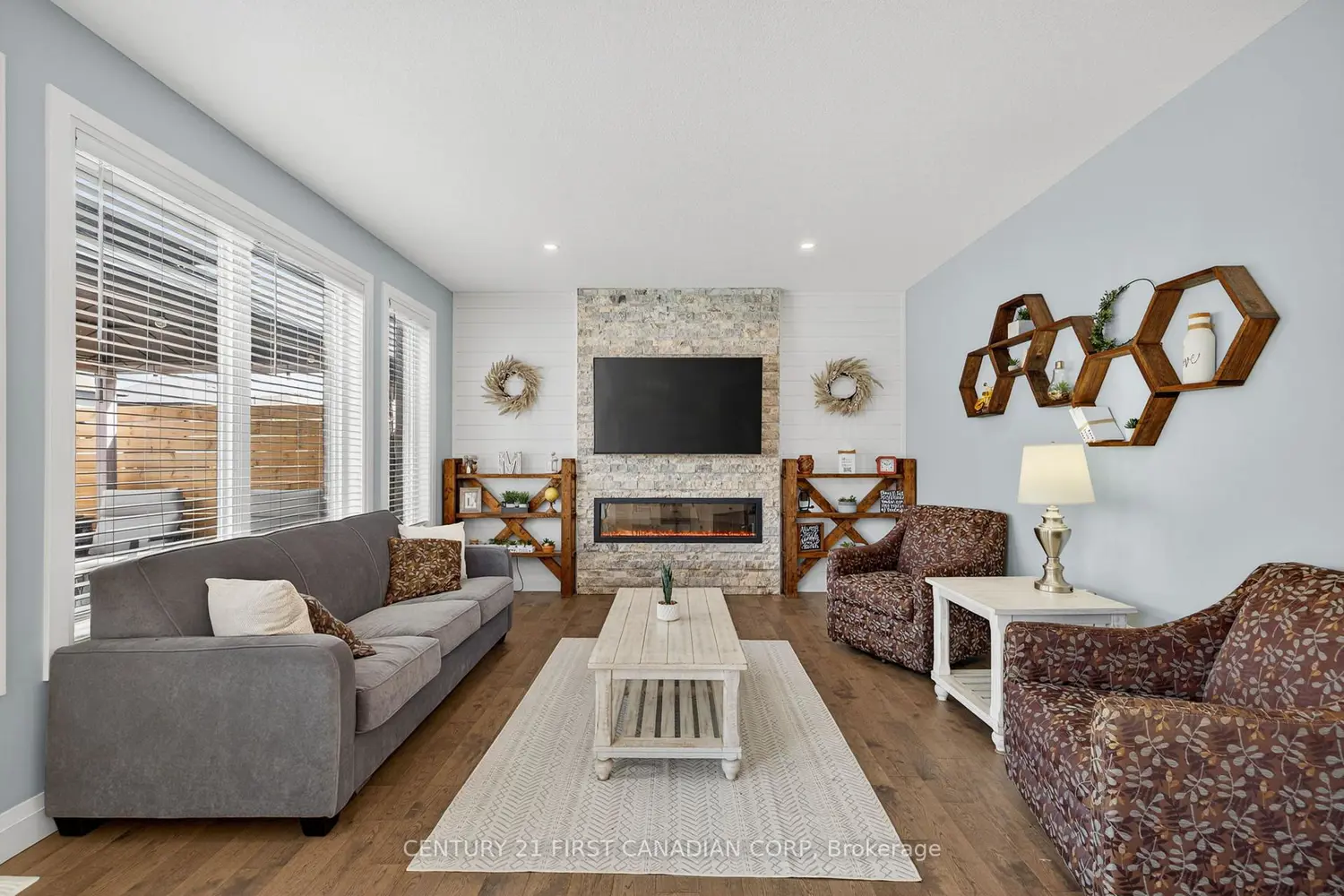 Additional image 9 of 99 Thames Springs Crescent