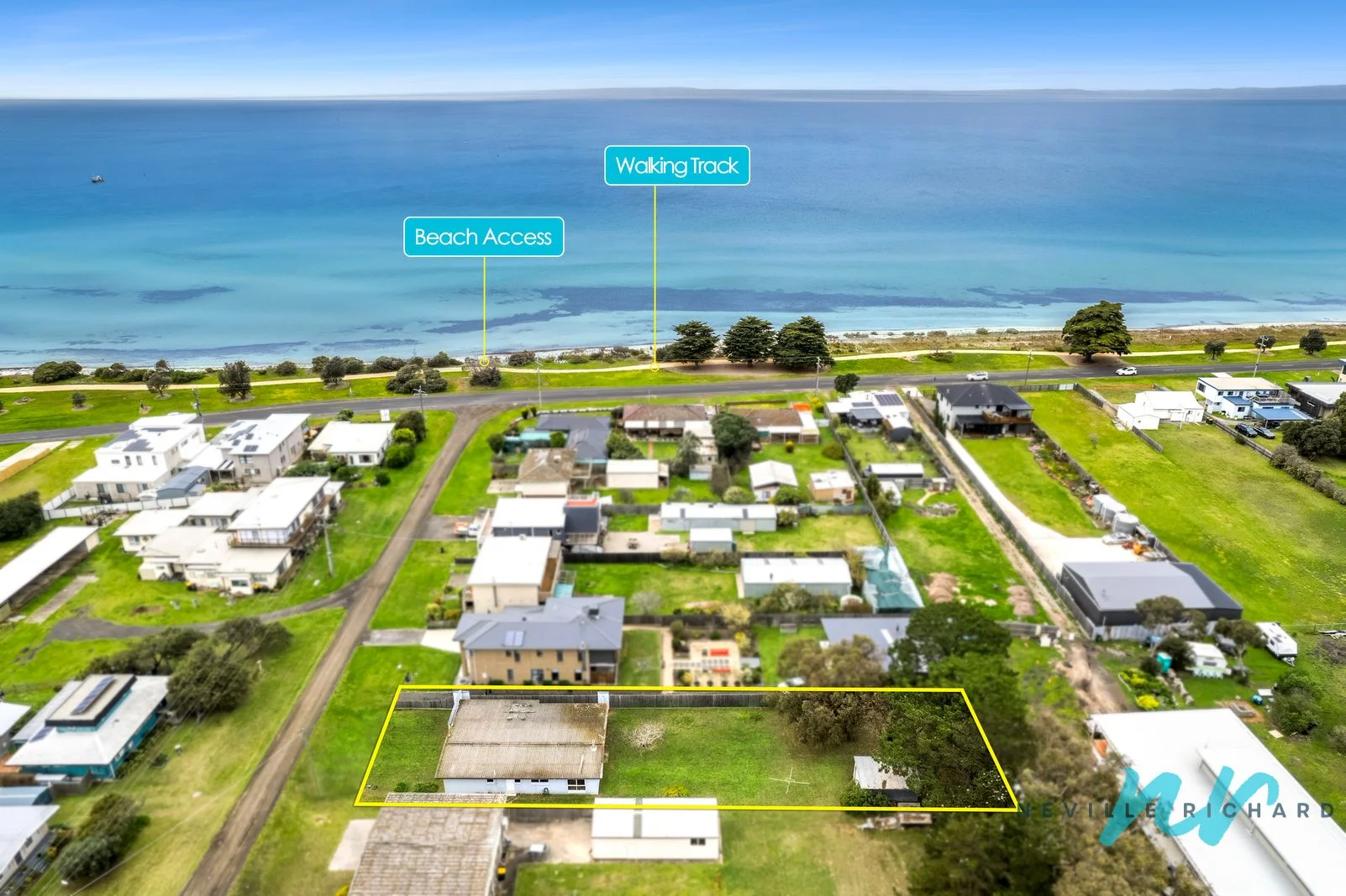 11 Dossetor Road, St Leonards VIC 3223