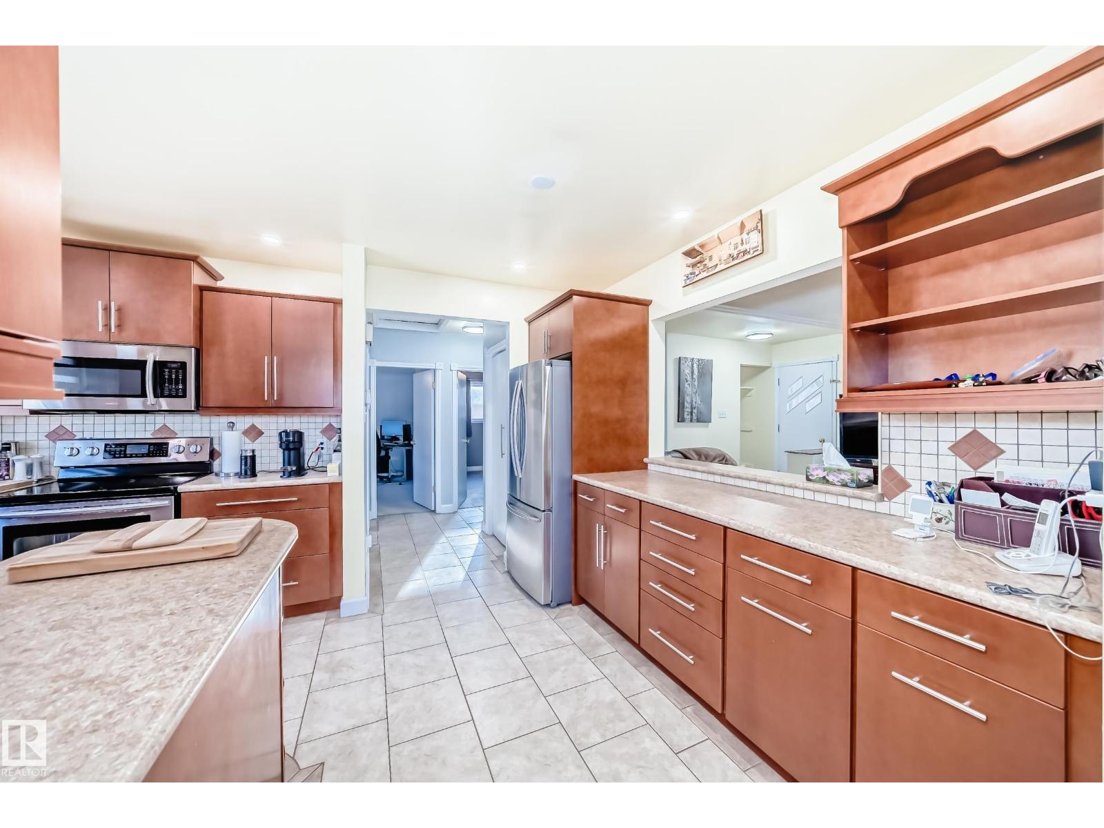 Additional image 6 of 4446 116 Avenue NW, Edmonton, AB, T5W0X3