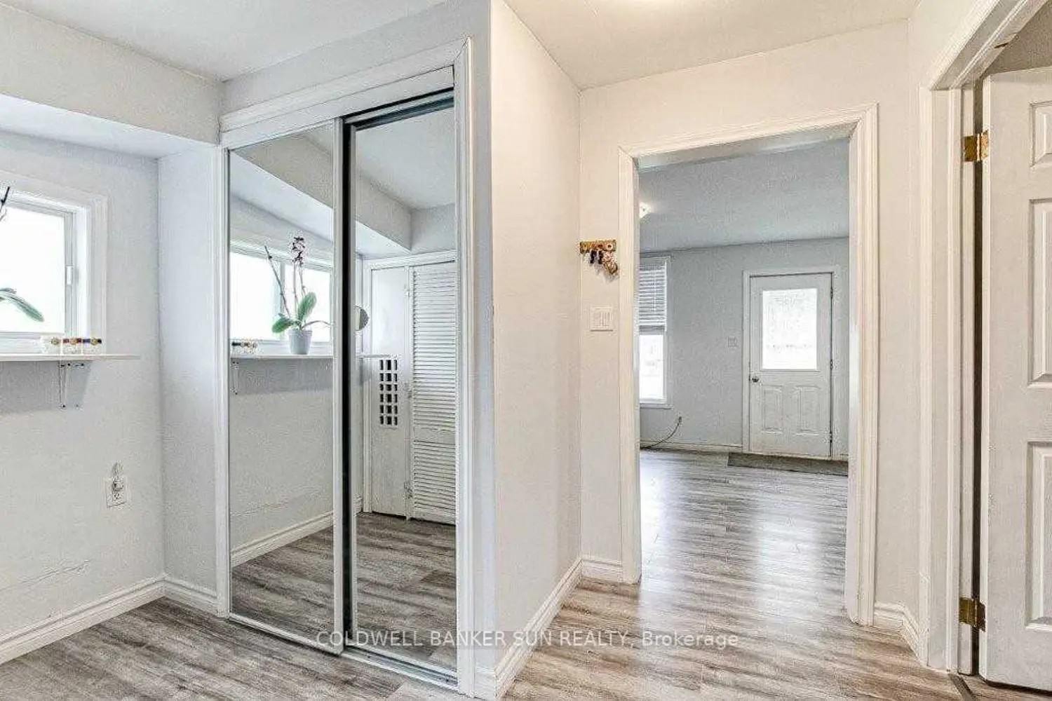 Additional image 5 of 888 Nellis Street