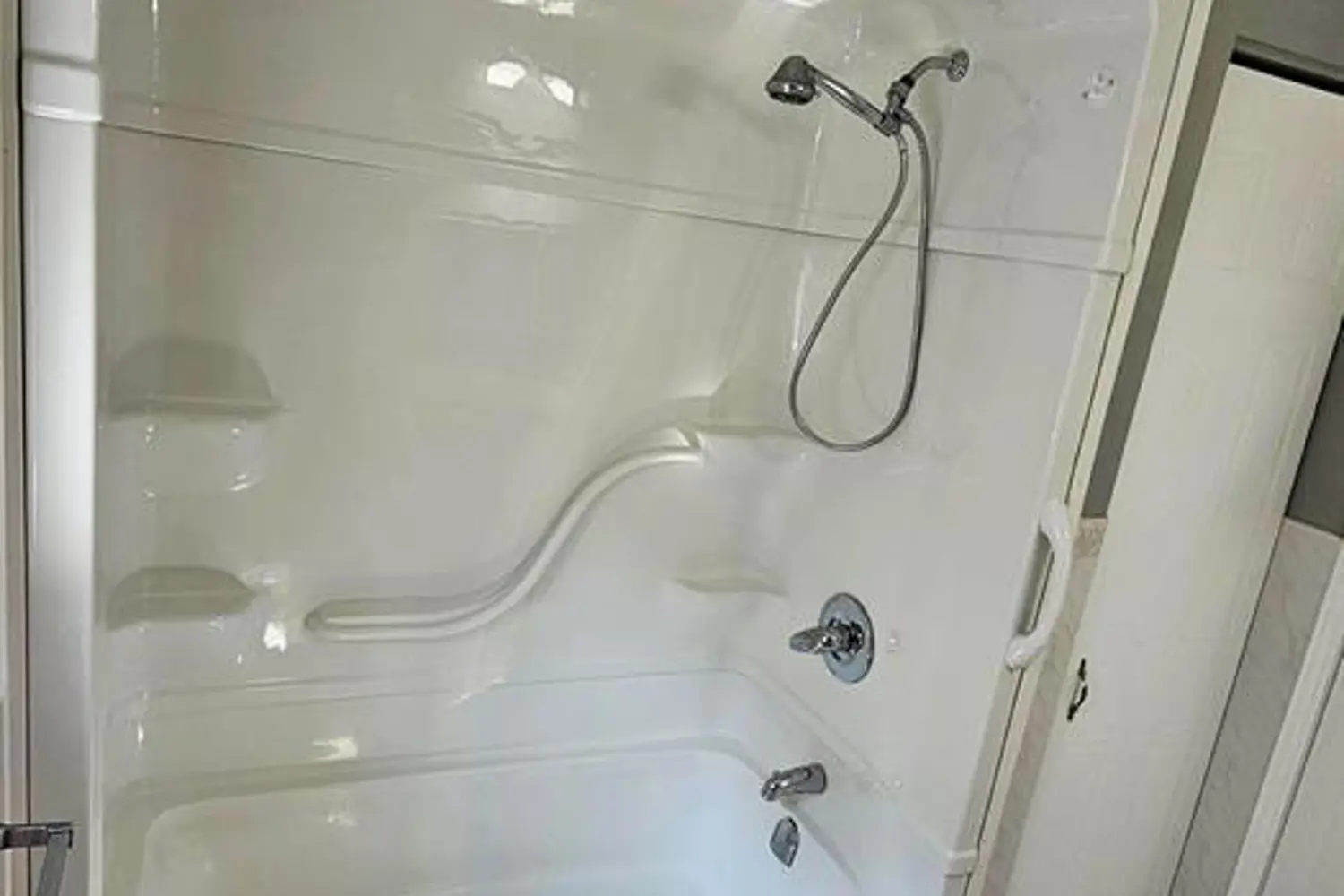 Additional image 9 of 122 Bunting Road 45