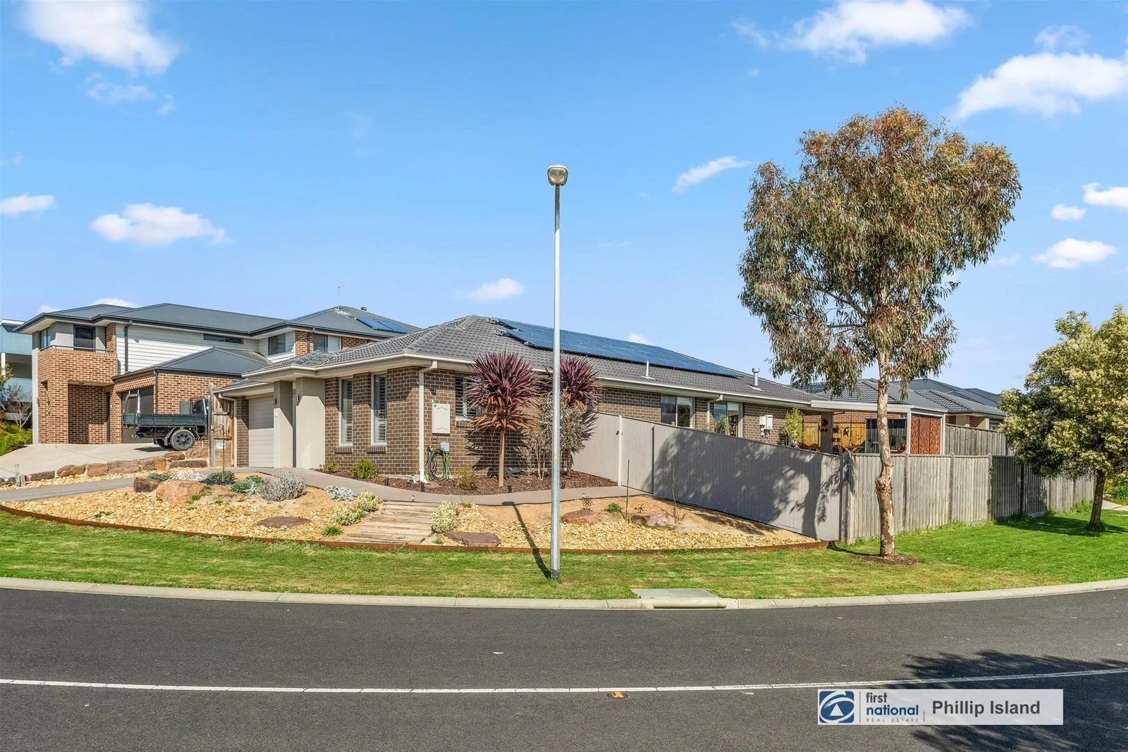 37 Grampian Blvd, Cowes VIC 3922