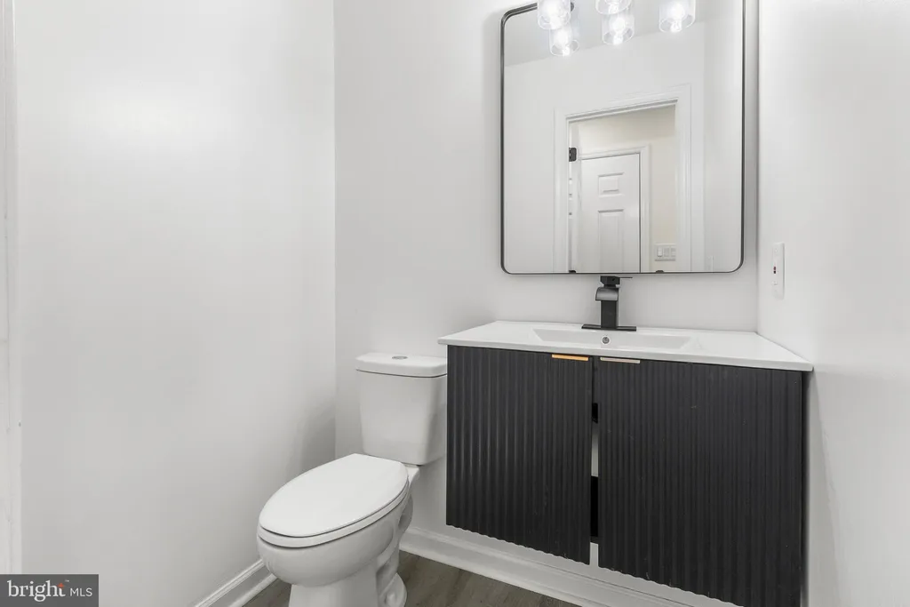 Additional image 18 of 210 W Silver Fox Road, Newark, DE 19702