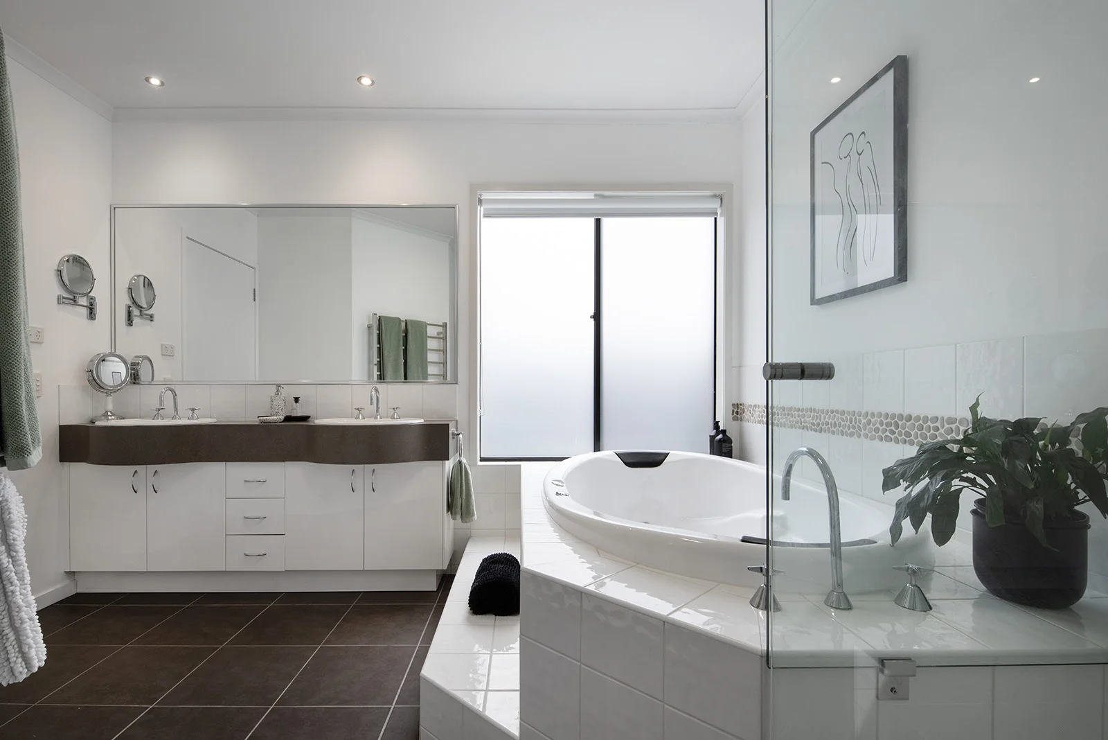 Additional image 13 of 2 Knox Court, Kennington VIC 3550